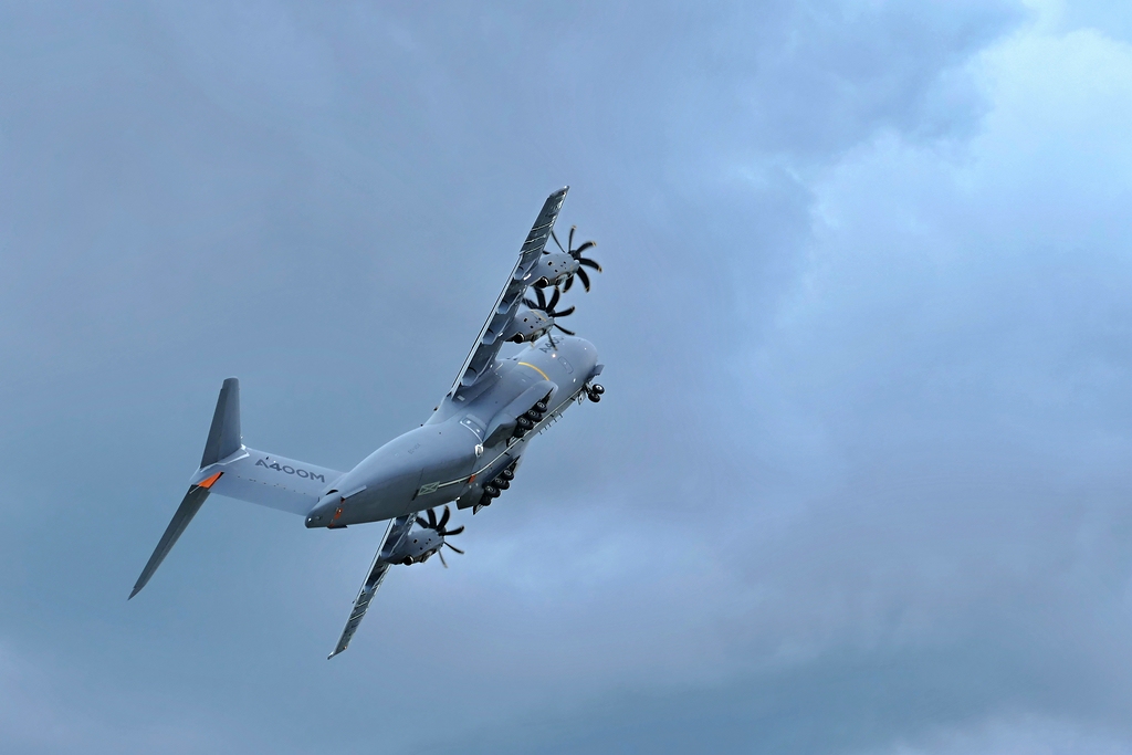 comp_A400M (3).jpg