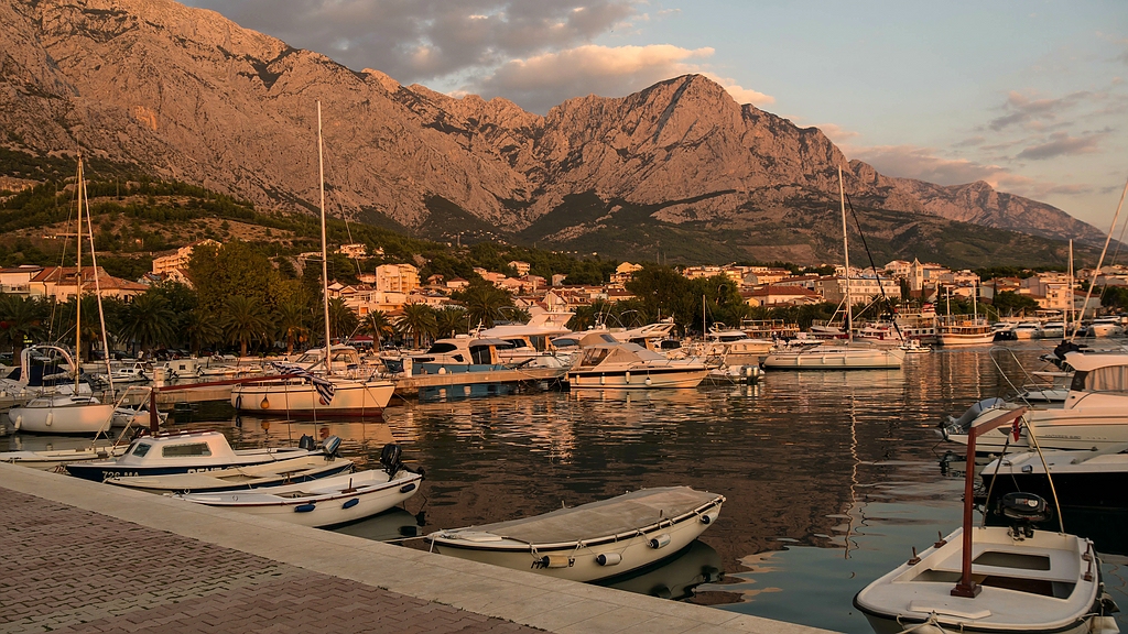 comp_Hafen Baska VodaP1240286-3.jpg