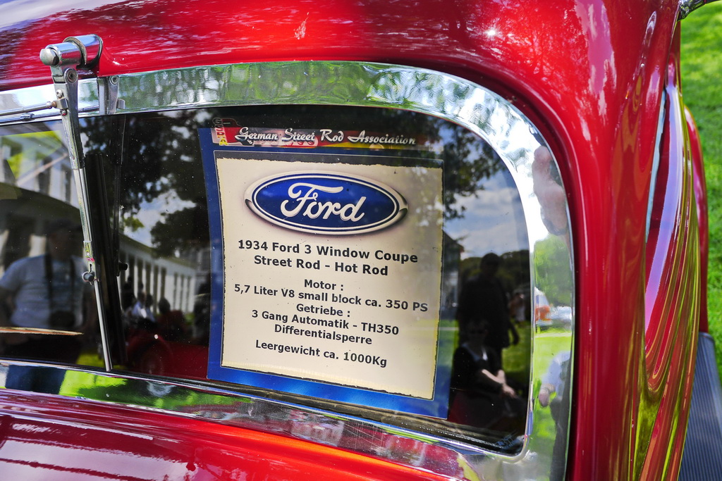 Ford - Hot Rod 2.JPG