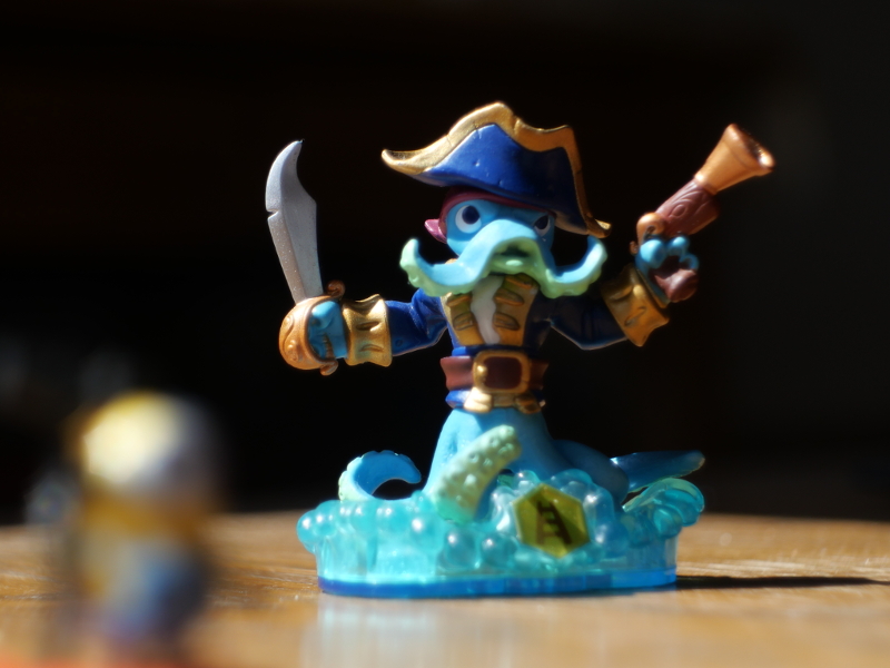 Minionbokeh.JPG