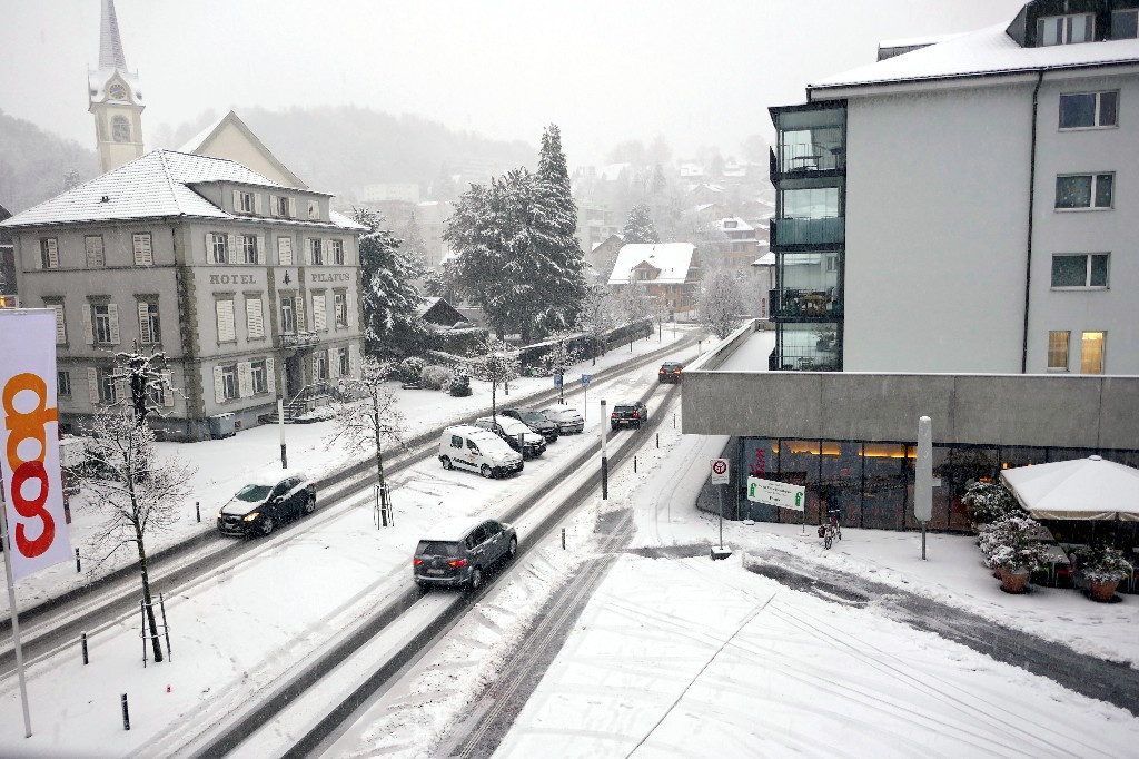 Dorf im Schnee.jpg