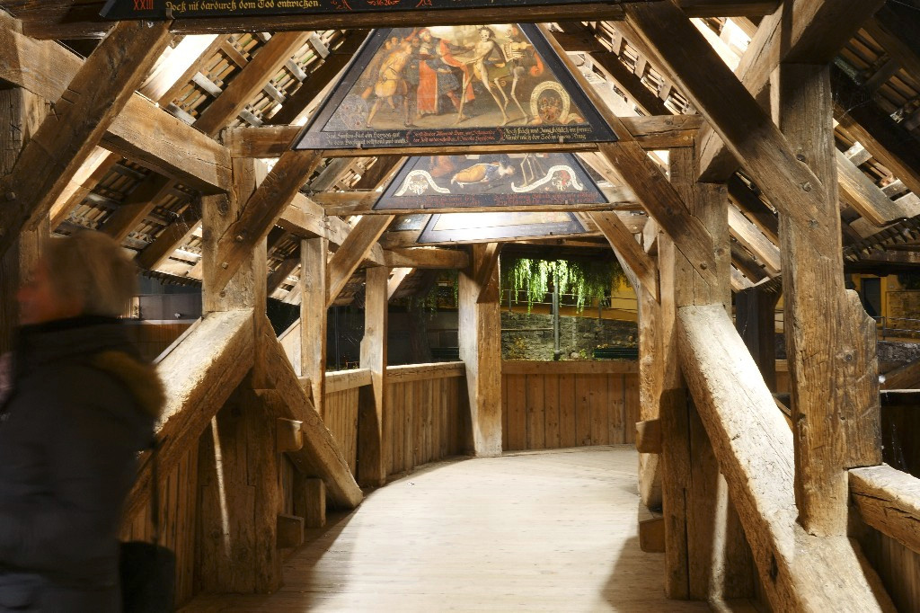 Holzbrücke.jpg