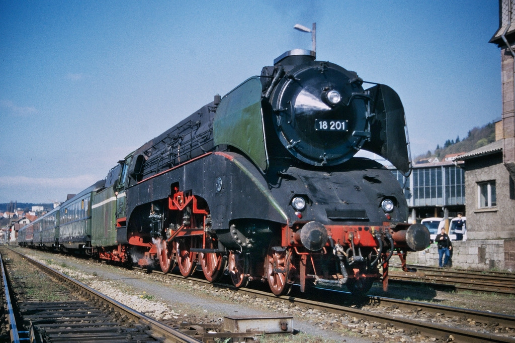 24-5-A-015_R9.jpg