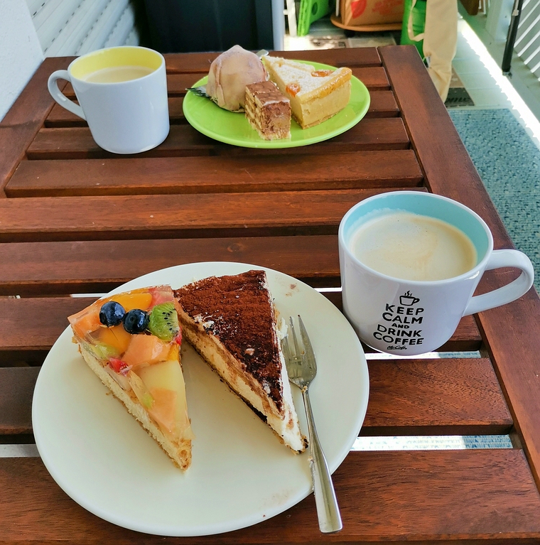 comp_kuchen kaffee.jpg