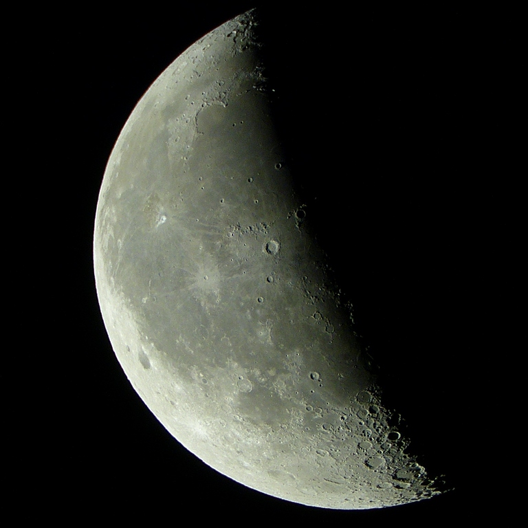 FZ150_768px.jpg