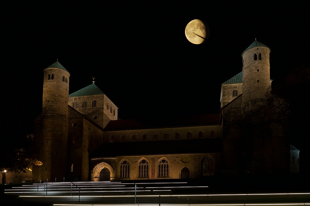 comp_Michaeliskirche für Nikolaus.jpg