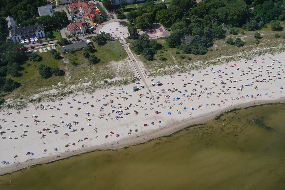Strandwimmelbild-18mm.jpg