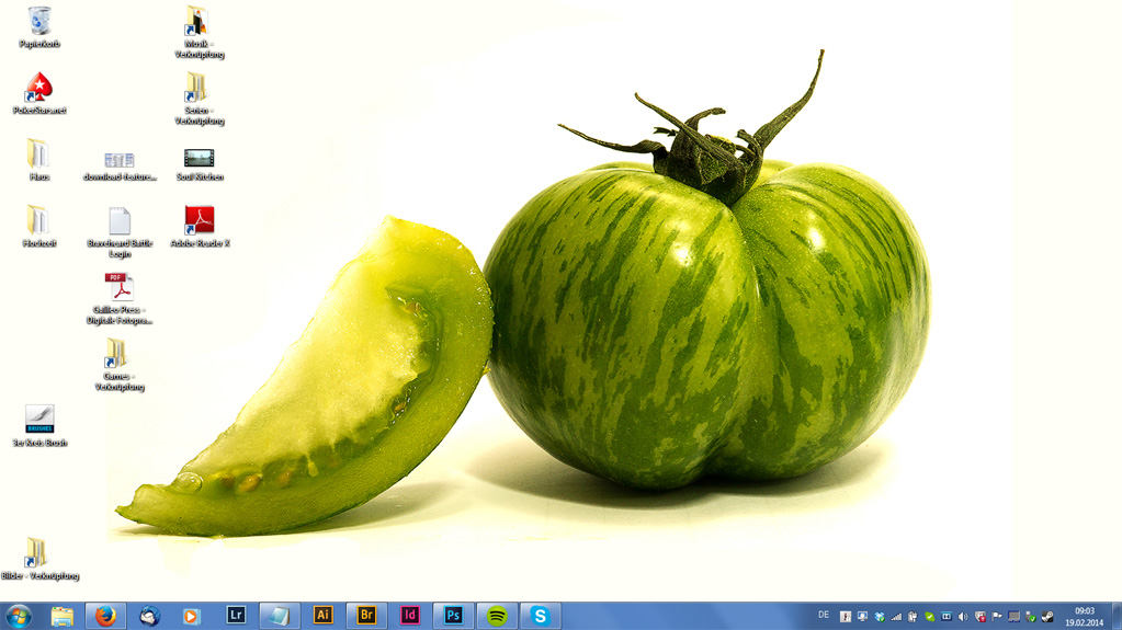 Grüne Tomate background 1024.jpg
