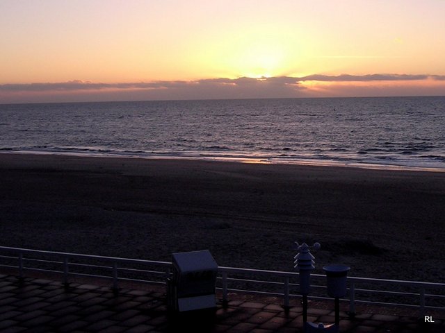 1-5-sylt Abendstimmung mit Strandkorb.jpg