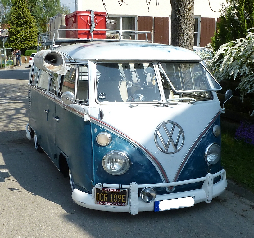 comp_VW Bus tiefergelegt.jpg