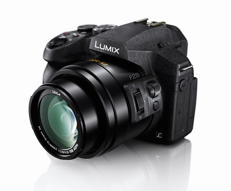 LUMIX_FZ300_slant2.jpg